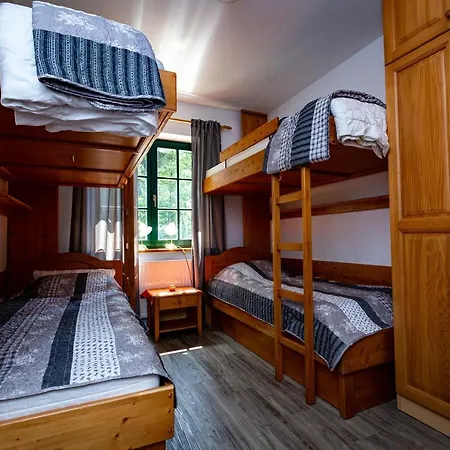 Prijeten Soncen Apartma V Objemu Pohorja Appartement