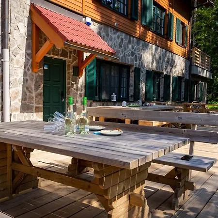 Apartment Prijeten Soncen Apartma V Objemu Pohorja *