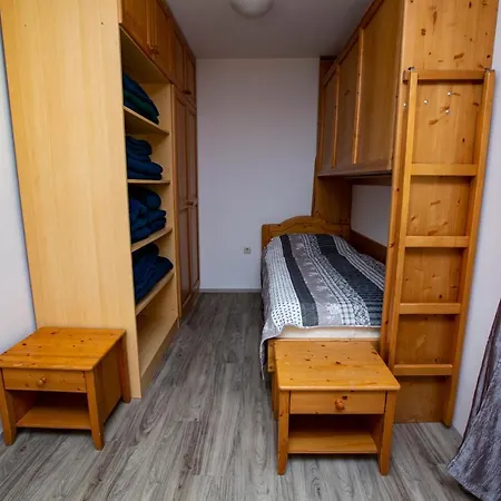 Appartement Prijeten Soncen Apartma V Objemu Pohorja *