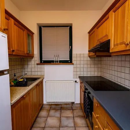 Prijeten Soncen Apartma V Objemu Pohorja Appartement *