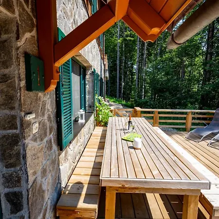 Prijeten Soncen Apartma V Objemu Pohorja