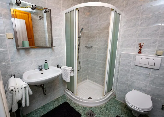 アパート Prijeten Soncen Apartma V Objemu Pohorja