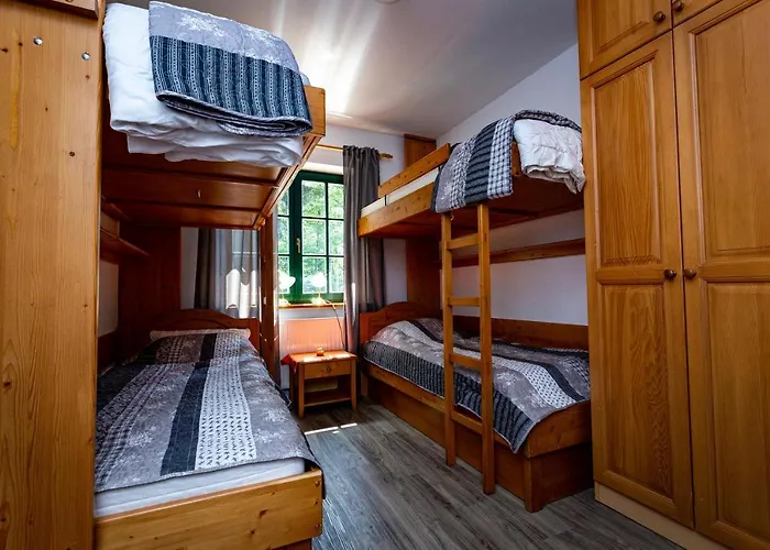 Prijeten Soncen Apartma V Objemu Pohorja アパート