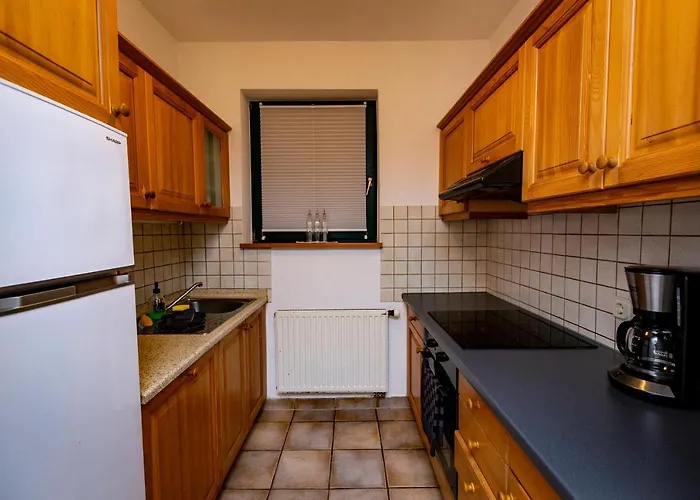 Prijeten Soncen Apartma V Objemu Pohorja アパート *