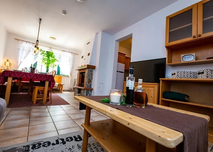 アパート Prijeten Soncen Apartma V Objemu Pohorja