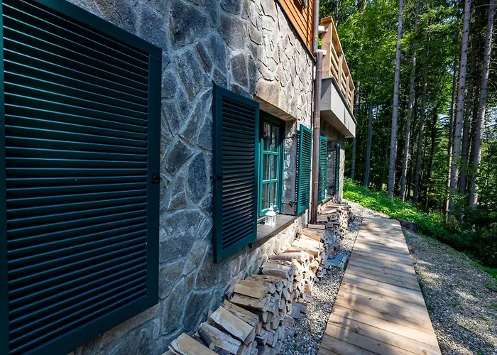 アパート Prijeten Soncen Apartma V Objemu Pohorja