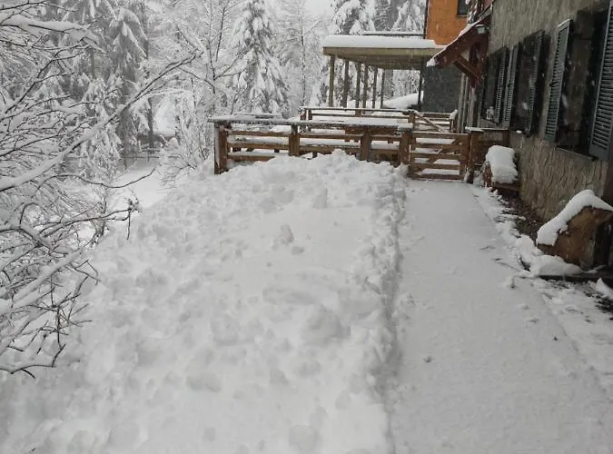 アパート Prijeten Soncen Apartma V Objemu Pohorja *